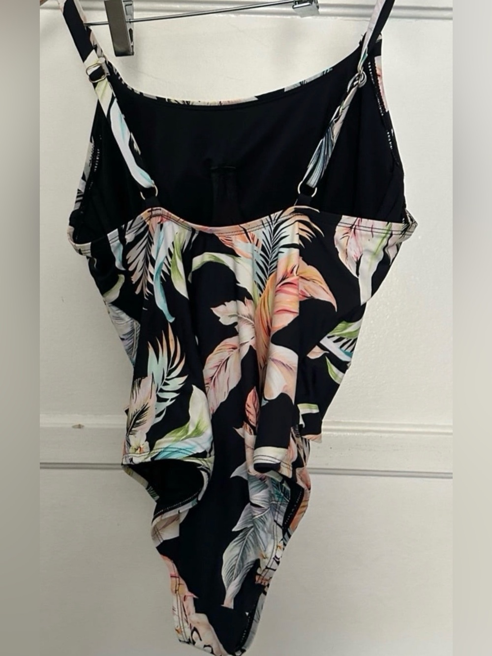 Jantzen Black One-Piece Swimsuit with Subtle Leaf Accents